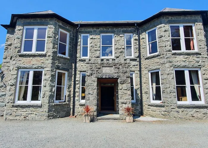 Cader En Suite At Pen Y Coed Hall Exclusive Luxury Hot Tub